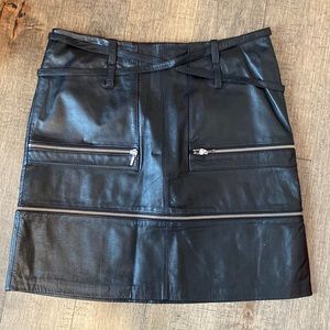 excellent DANIER black leather skirt zip around multi zipper sz 6